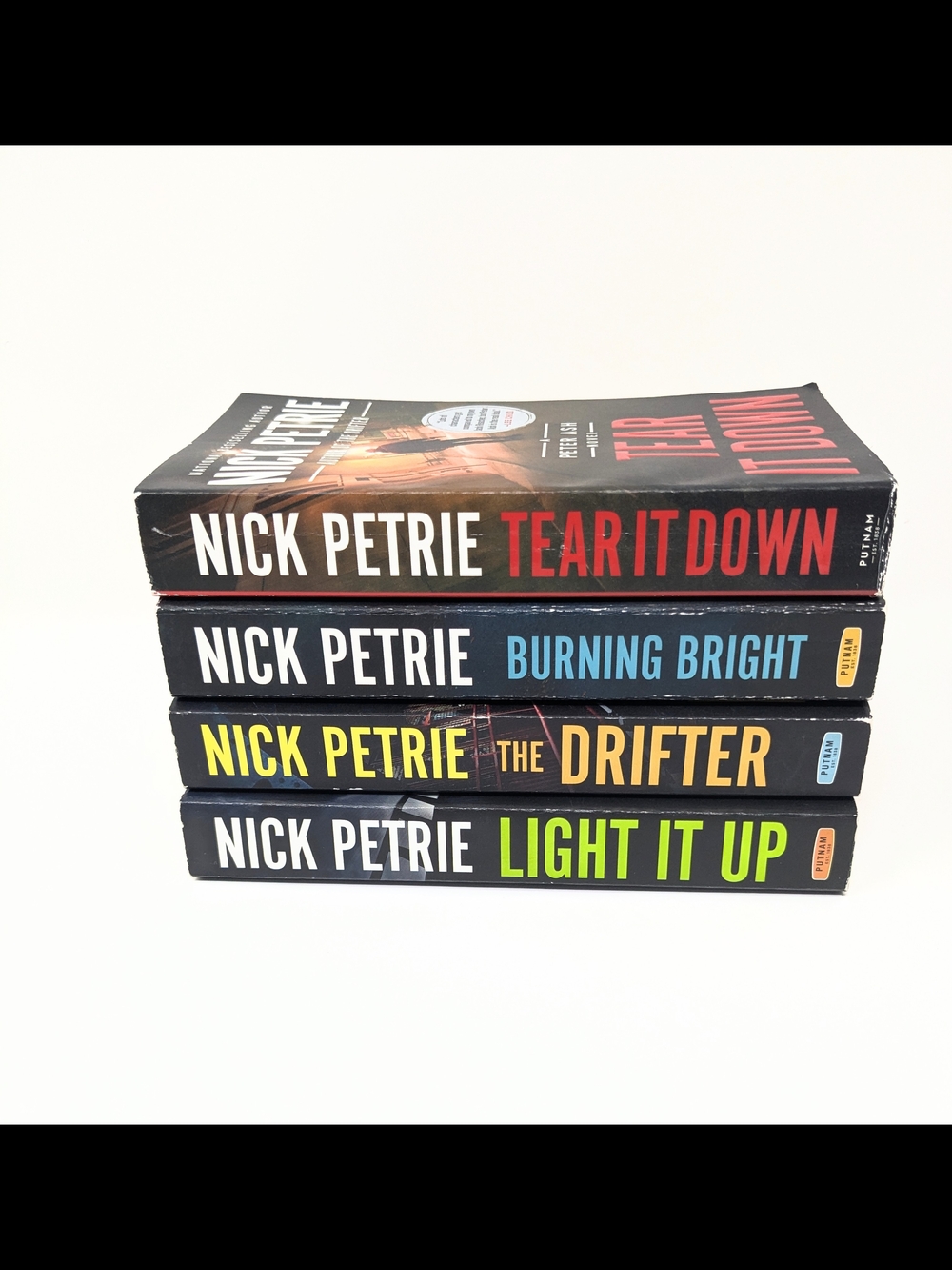 Nick Petrie Paperback Books